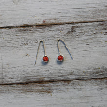 Load image into Gallery viewer, Silver Pull Through Earrings